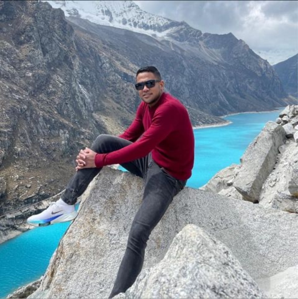 Meet your Posher, Darwin